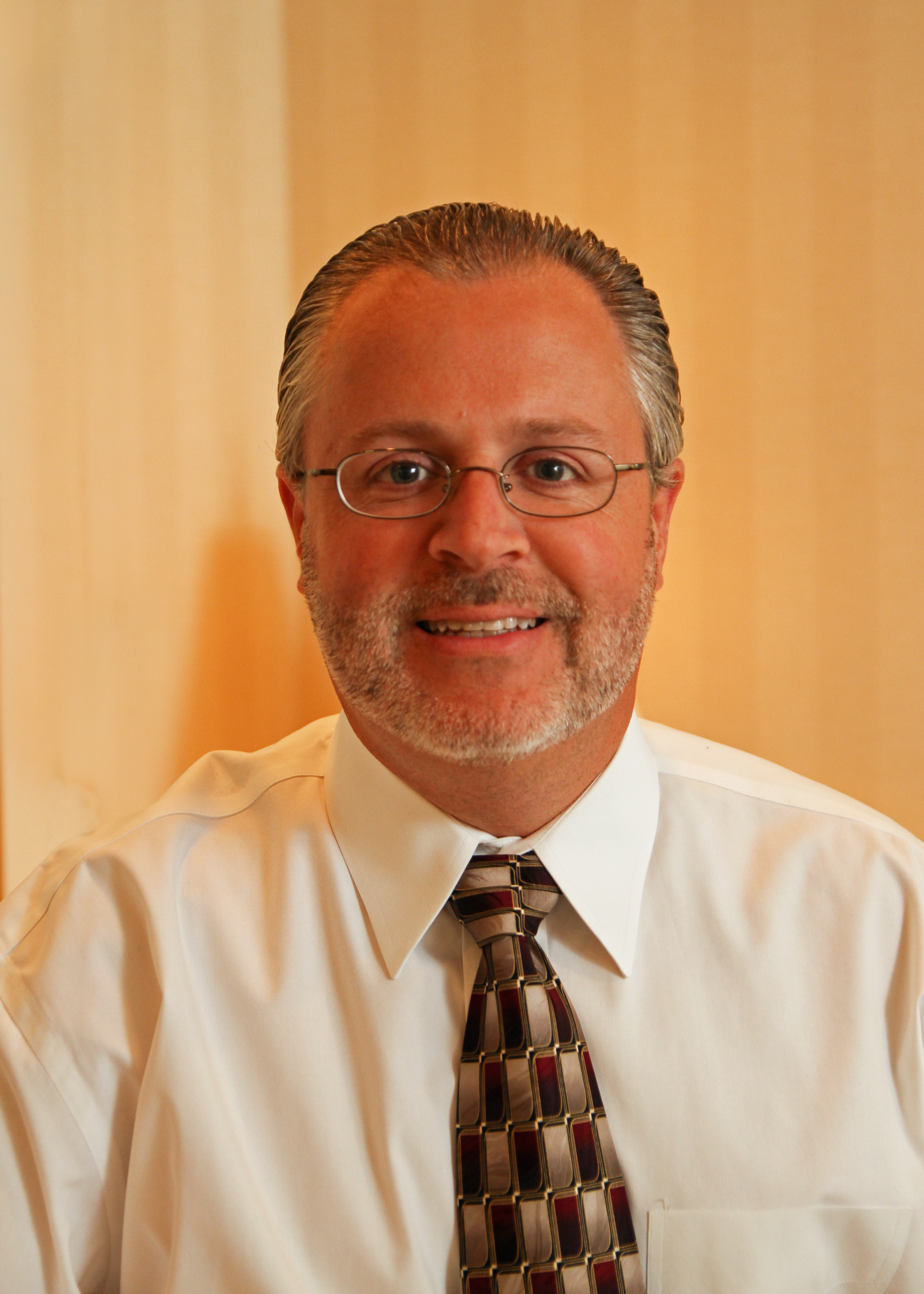 Portrait of Dr Todd Maggiore